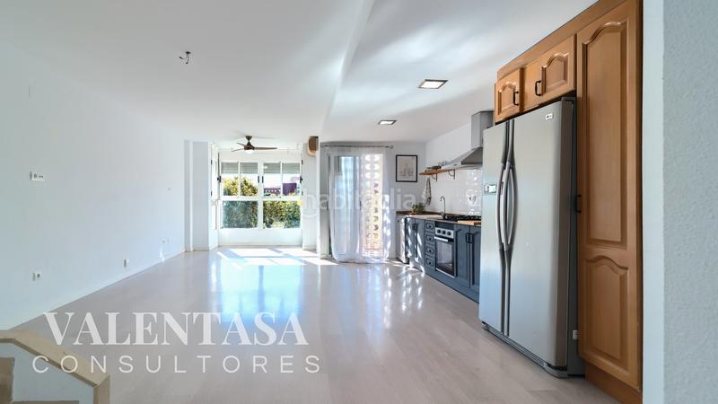 Foto de104ae4-73f2-4374-b43c-5dd86651817c. Dachwohnung mit parking in La Creu Coberta Valencia