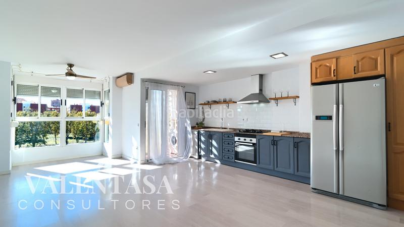 Foto e6cd58ff-1ddb-4129-b126-45e68f2ca92f. Dachwohnung mit parking in La Creu Coberta Valencia