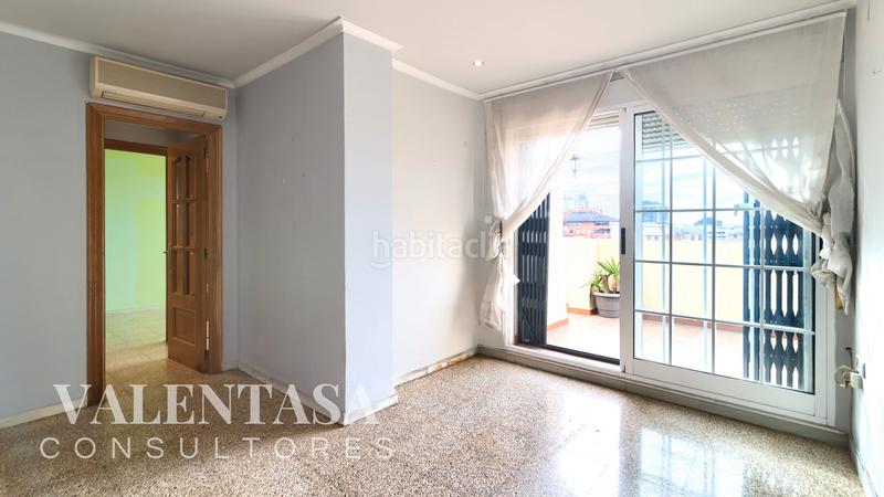 Foto 5ec388fb-0345-4677-bf05-c21188d17932. Ático espectacular ático con terraza en albors | 9ª planta para diseñar a tu gusto en Valencia