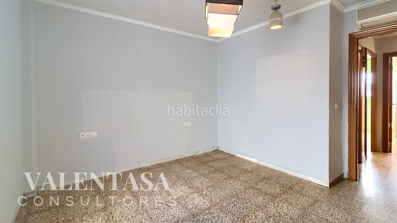 Foto 73c42746-703a-49cc-ac5f-01a318a2b542. Ático espectacular ático con terraza en albors | 9ª planta para diseñar a tu gusto en Valencia