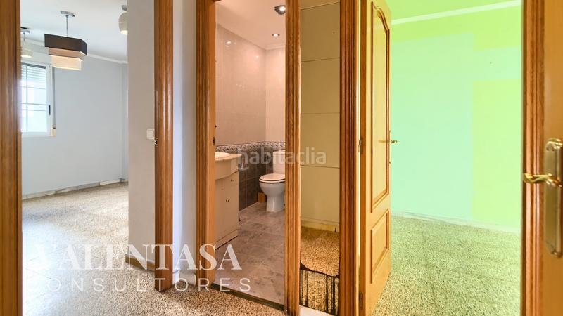 Foto accf8d3e-98b9-4f11-8028-243730d18184. Ático espectacular ático con terraza en albors | 9ª planta para diseñar a tu gusto en Valencia