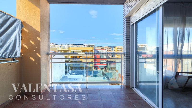 Foto 594e9472-ca6d-4136-b207-4eb289f604eb. Apartament a carrer isaac peral 21 a Moncófar Playa Moncofa