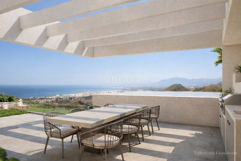 Foto a52f5ca8-46e8-4568-a816-5073f9d37d23. Xalet amb calefacció aparcament piscina a Bello Horizonte - Lindasol Marbella