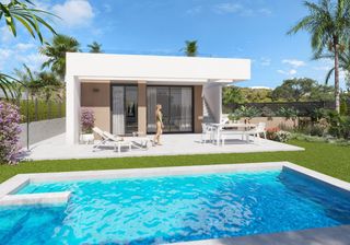 Chalet in Avenida cañada julián 144. Villas independientes con piscina privada · exclusividad y confo