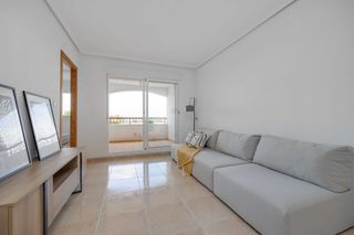 Apartament a Calle reina sofía 10. Apartamentos modernos en san fulgencio — comodidad y conexión en
