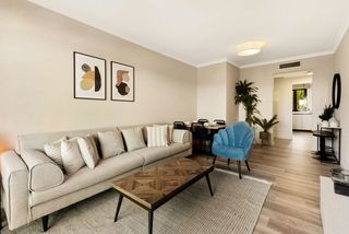 Apartament a Urbanizacion el paraiso 276. Residencial con vistas al mar en benahavís — tranquilidad, natur