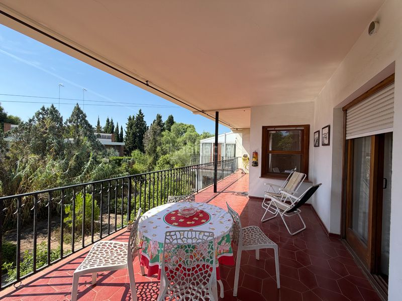 Foto b230460d-ba93-4191-b6b3-b7e21e6c8d9f. Terreny residencial a Rocafort