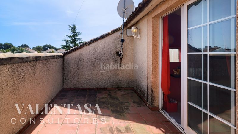 Foto 5d97f84d-7b8d-4644-bf7b-a53f618f525d. Xalet amb calefacció aparcament piscina a El Carme-Sant Agustí-Bonavista Eliana (l´)