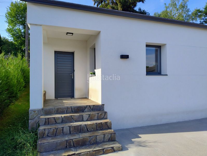 Foto a8616052-3c96-415d-909a-8fa7ece23f70. Casa amb calefacció a Begonte