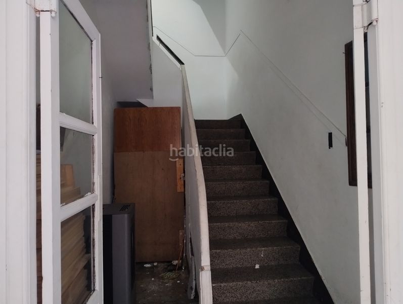 Foto f217963b-ca5f-4bf3-a5e9-4c4eb2c65d24. Edifici a Paradai Lugo