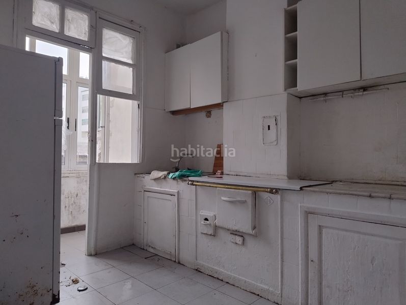 Foto f5a8bb6f-9f39-48bf-bd1a-f2fd7cba74cb. Edifici a Paradai Lugo