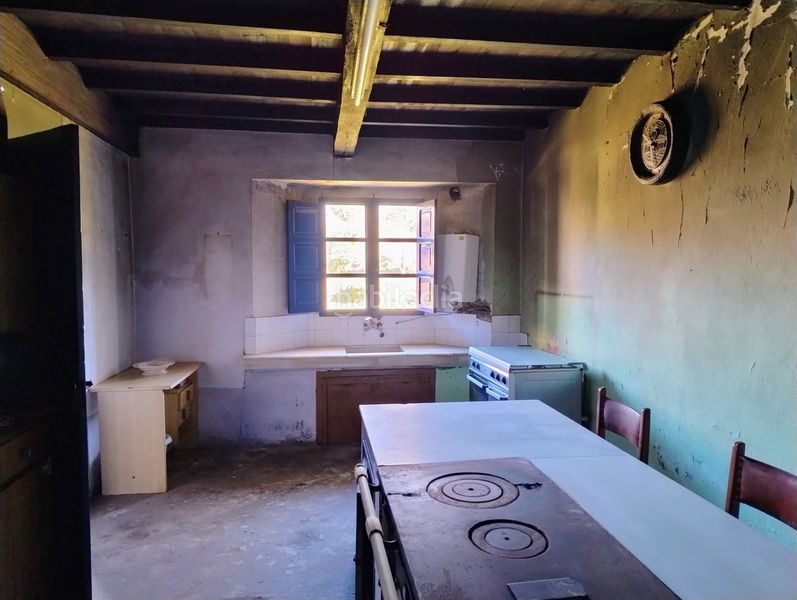 Foto 53f19a45-7ecd-44d8-997c-0447b97ecbdd. Casa a Begonte