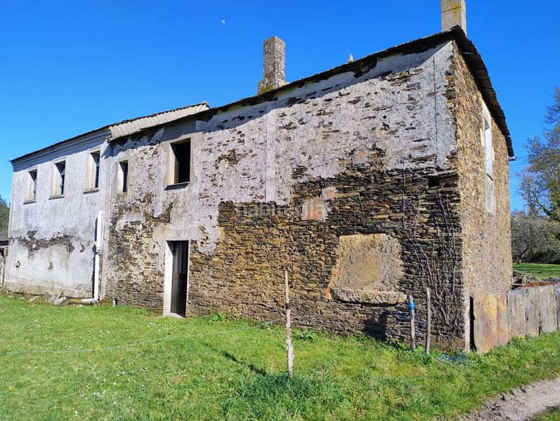 Foto 6d602df1-f92c-4030-9ad4-b4293d77fd24. Casa a Begonte