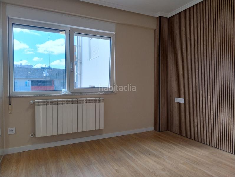 Foto 039952ec-4b05-493c-b065-346dd5f551a3. Rent flat with heating in San Roque - As Fontiñas Lugo