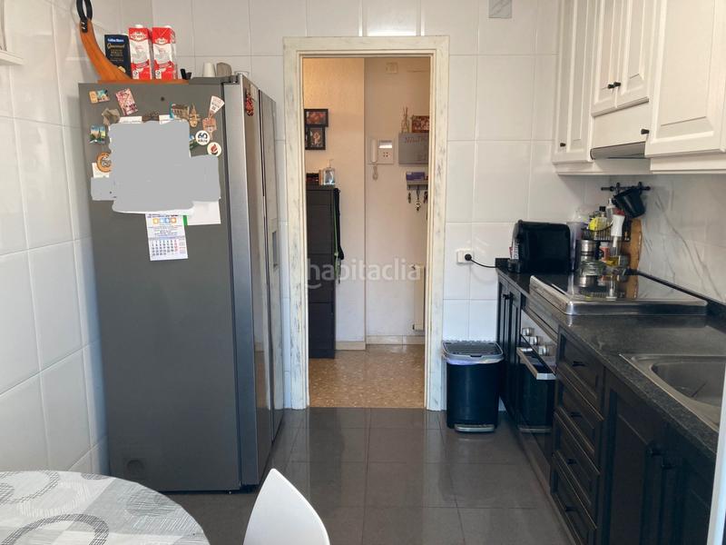 Foto ce397559-9cbb-49db-ae02-1a2caf51e137. Piso 3 habitaciones, con ascensor, 2ª planta, pubilla casas junto c.c.finestrelles y metro l5. en Hospitalet de Llobregat (L´)