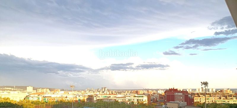 Foto b980de45-4b9b-40ed-a750-54ed888703c9. Pis amb aparcament a Can Vidalet Esplugues de Llobregat