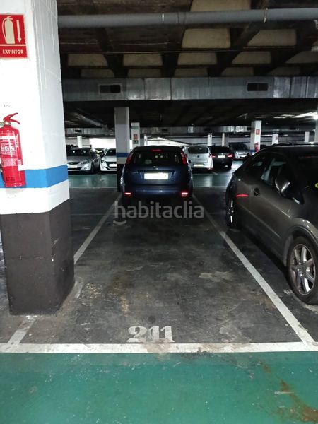Foto fccd67dd-2b2d-403a-af91-5c507987c0ec. Pis amb aparcament a Can Vidalet Esplugues de Llobregat