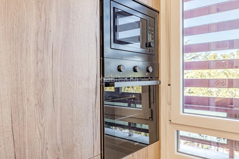 Foto 4efef3e9-9957-4a4d-a99c-bf4e42d287b6. Pis amb calefacció aparcament piscina a Colina Madrid