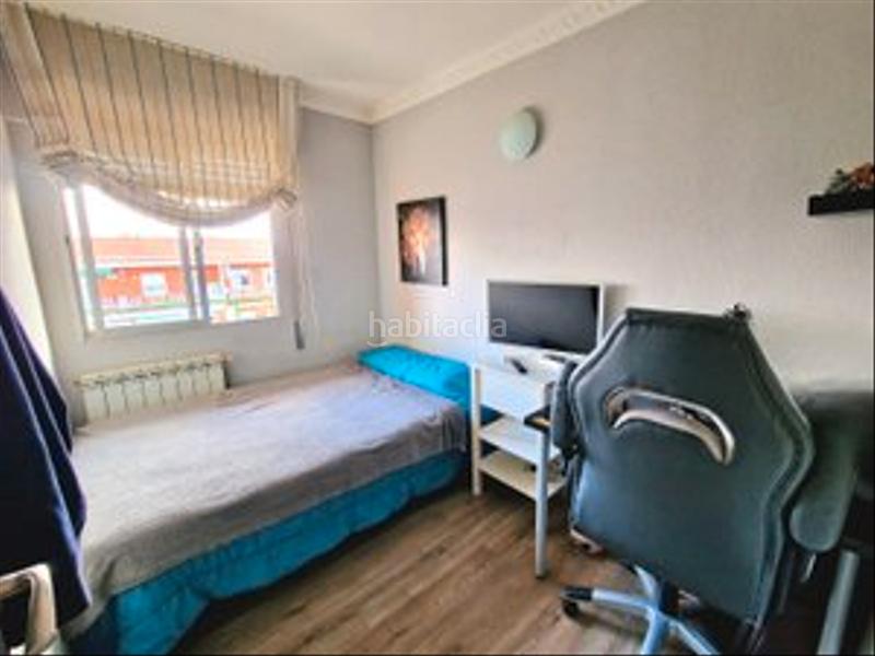 Foto 5c242e44-39fd-48ef-9962-8a99807012c3. Appartamento in calle de moratalla 9 in Pinar del Rey Madrid