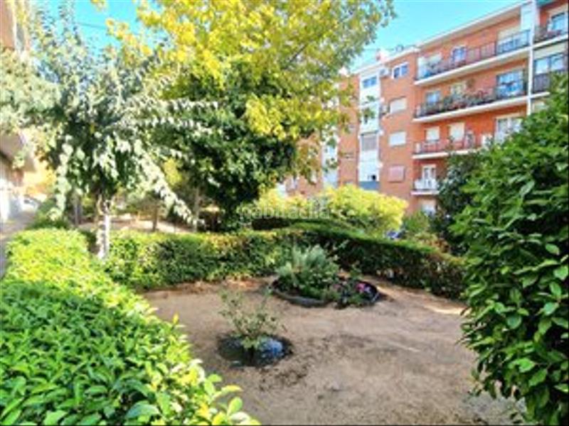 Foto 69050a93-680c-45ab-9916-53c11088f52a. Piso en calle de moratalla 9 en Pinar del Rey Madrid