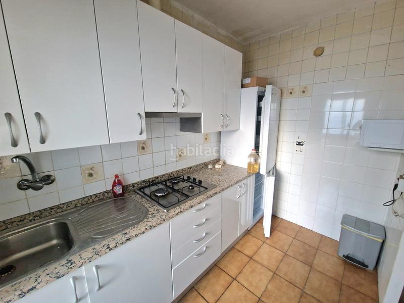 Foto 88a157dc-27e0-49ea-a6c7-4b8c859a9229. Appartamento in calle de nicolás usera 63 in Almendrales Madrid