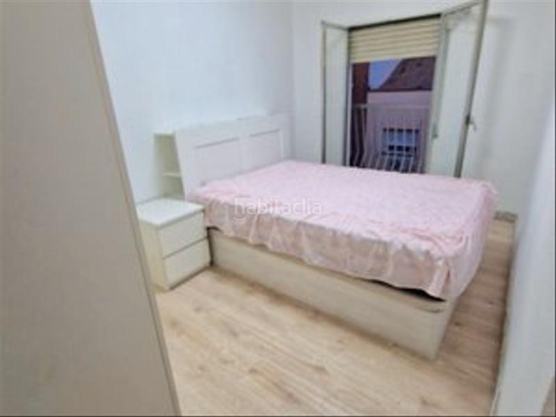 Foto 76c255ff-1d3b-4d3d-a13f-ffd460531723. Appartement dans calle de nicolás usera 63 dans Almendrales Madrid