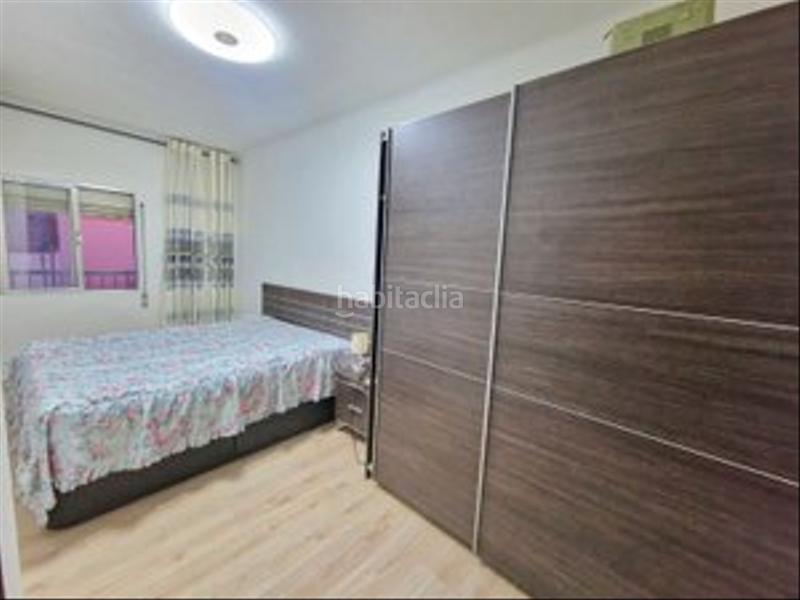 Foto 888e4f17-beae-42f7-8c39-58ade2d7314c. Appartement dans calle de nicolás usera 63 dans Almendrales Madrid