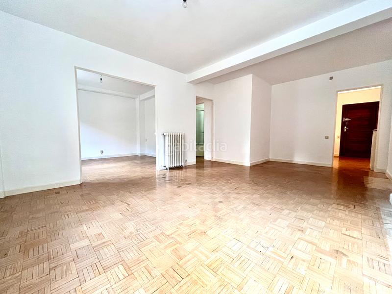 Foto 26c6fbea-d2e8-41ce-9606-cbdf04c47b82. Pis a avenida de bonn 8 a Guindalera Madrid