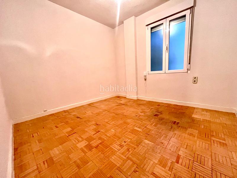 Foto 7992ad18-be66-4fdb-ad47-0ecd97183c47. Pis a avenida de bonn 8 a Guindalera Madrid