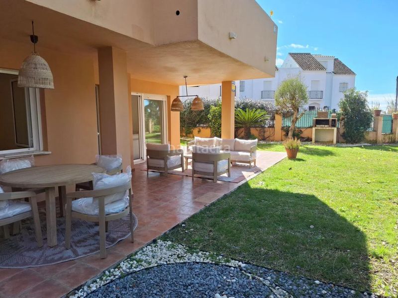 Foto abea77fb-7472-49d8-be6b-7603aa06eb63. Planta baixa a avenida 3 89 a Hacienda Las Chapas Marbella