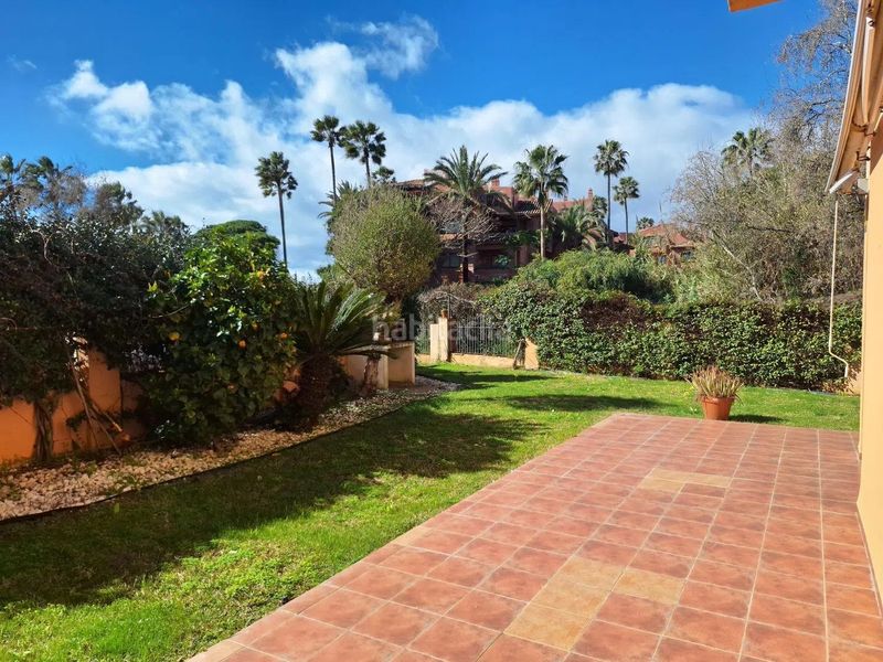 Foto c530cfaa-639c-4e3e-9633-ddfbede6a430. Planta baixa a avenida 3 89 a Hacienda Las Chapas Marbella
