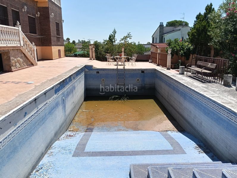 Foto d1134afa-e144-4585-88d7-f21295bb029b. Xalet amb xemeneia calefacció aparcament piscina a Calypo Fado
