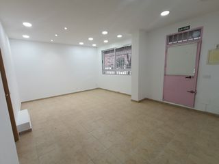 Lloguer Local Comercial  Paseo de la chopera. Local en alquiler en chopera alta