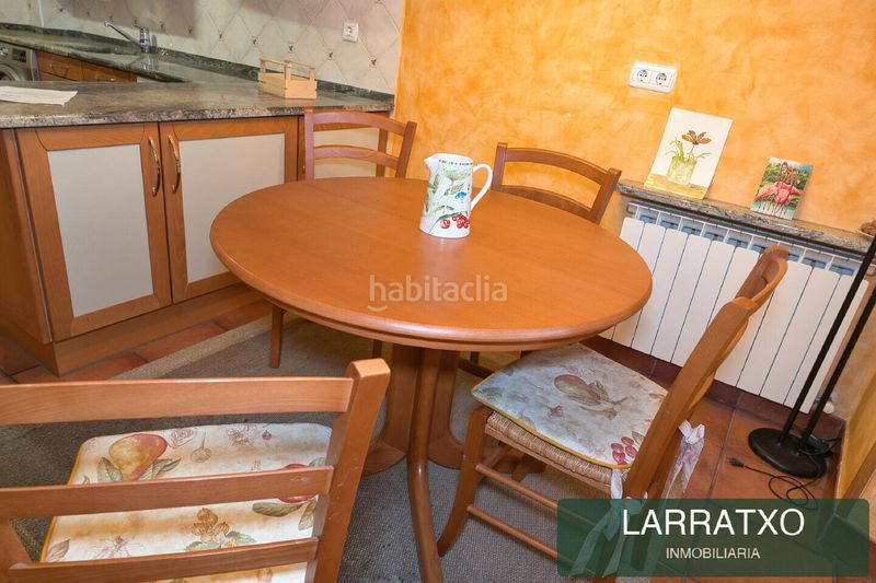 Foto a859b8ee-2dfc-48ba-a12b-535c0dec4d85. Pis a Eskoriatza