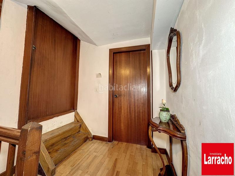 Foto 2b947fb3-ecec-4ccf-9e77-d53e9c4b43a6. Pis a Arrasate o Mondragón