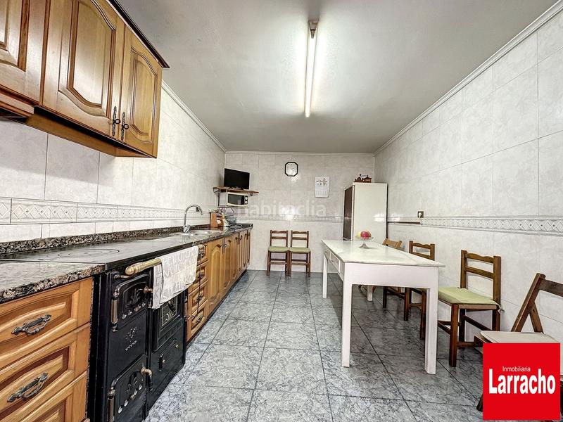 Foto 5e8b7bc6-e079-4599-9e6b-430baee44887. Pis a Arrasate o Mondragón