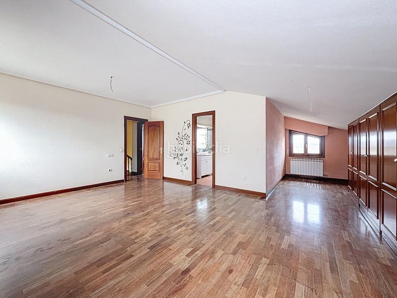 Foto 11f80b9b-5235-48d8-82a2-6c0591bbe720. Haus mit heizung parking pool in Iruña Oka / Iruña de Oca