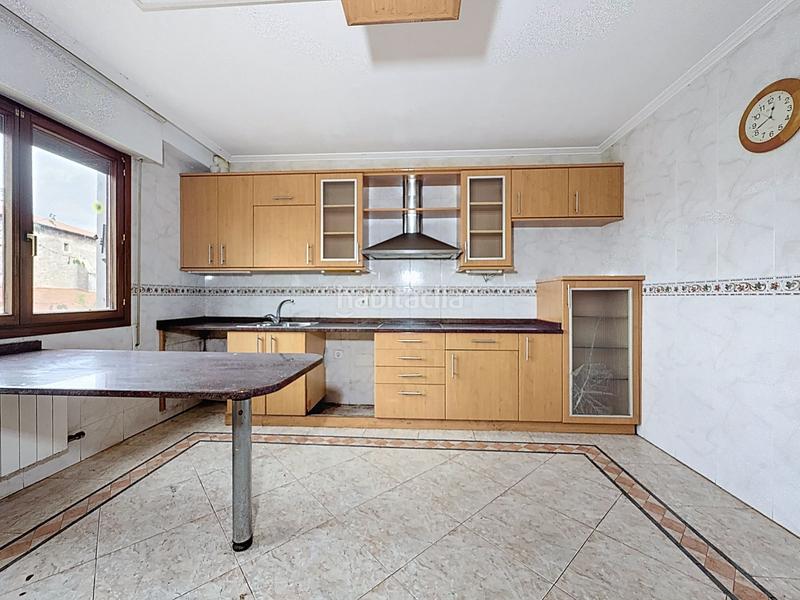 Foto 97e6a3b5-9609-4b7e-afe1-726345d7dff1. Haus mit heizung parking pool in Iruña Oka / Iruña de Oca