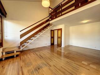 Flat in Arrasate o Mondragón. Uribe auzoa. se vende piso duplex con 2 plazas de garaje y 2 sot