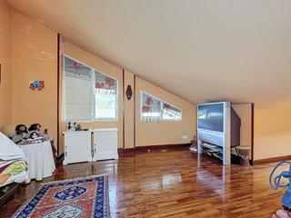 Flat in Aretxabaleta. Belorreta kalea, se vende piso duplex con plaza de garaje cerrad