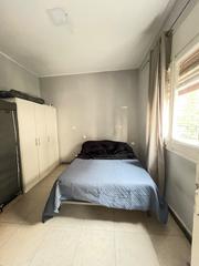 Appartement  Carrer de leonardo da vinci. Oportunidad para reformar a tu gusto en hospitalet de llobregat!