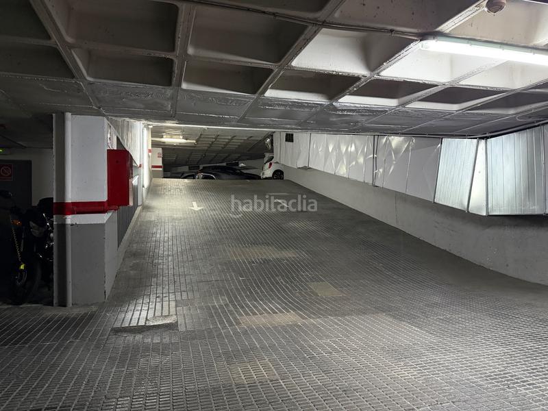 Foto 1ecd819d-4d3b-4238-a2c6-deb8e3a1ecbd. Alquiler parking coche oportunidad! en Sant Antoni Barcelona