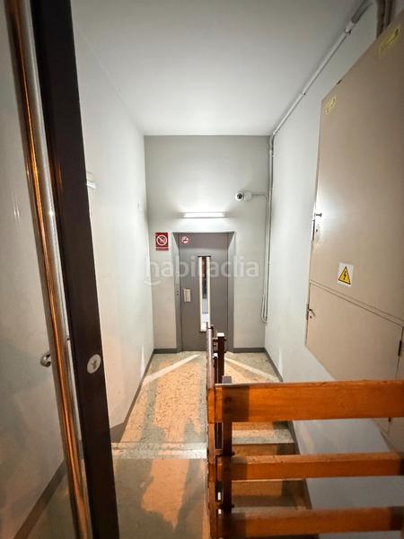 Foto f593c728-d264-4f46-ab18-089459747107. Lloguer aparcament cotxe a Sant Antoni Barcelona