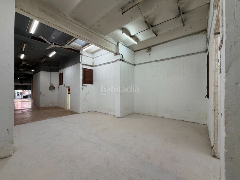 Foto b388ce80-1bf2-455b-86bf-2bb65eb064ab. Local comercial a carrer d'entença 33 a Sant Antoni Barcelona