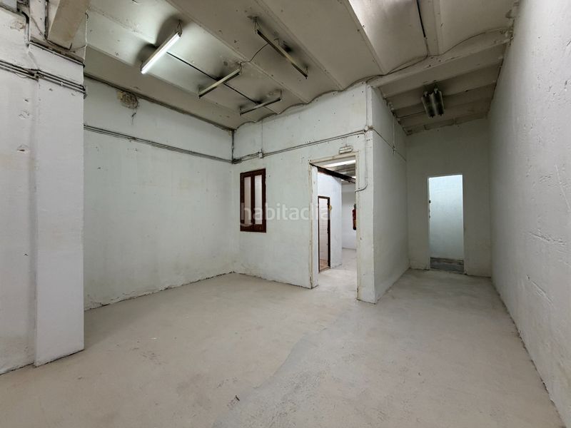 Foto d6984769-c057-4746-a743-615bda214240. Local comercial a carrer d'entença 33 a Sant Antoni Barcelona