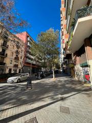 Studio dans Carrer del comte borrell 292. Inmueble sin cdula
