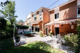 Casa adossada a Calle de Añastro
