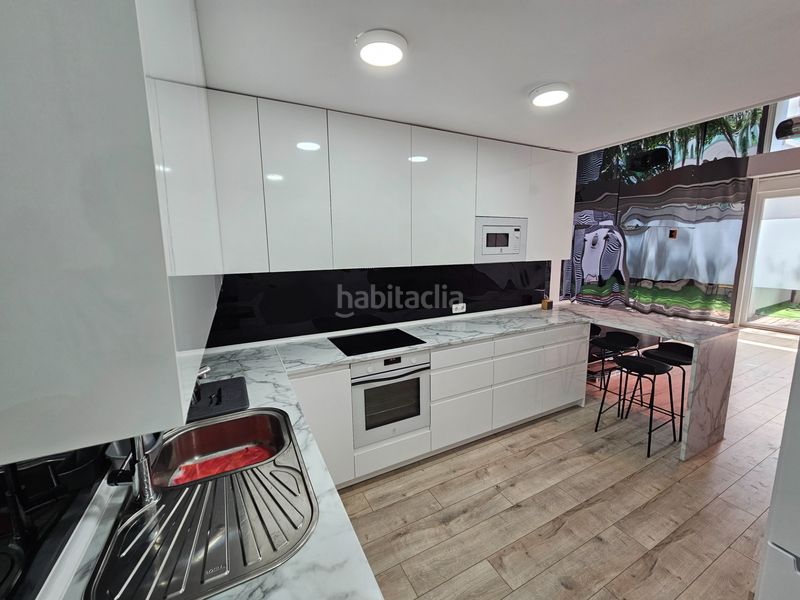 Foto 08db0df4-1882-4731-9295-ff93376a3d4d. Loft a calle de julián camarillo 47 a Simancas Madrid