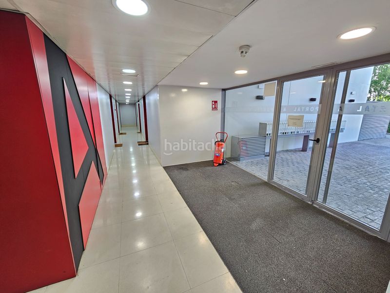 Foto 3ddd2e95-f227-4593-9416-fa0dd1f14d2b. Loft a calle de julián camarillo 47 a Simancas Madrid