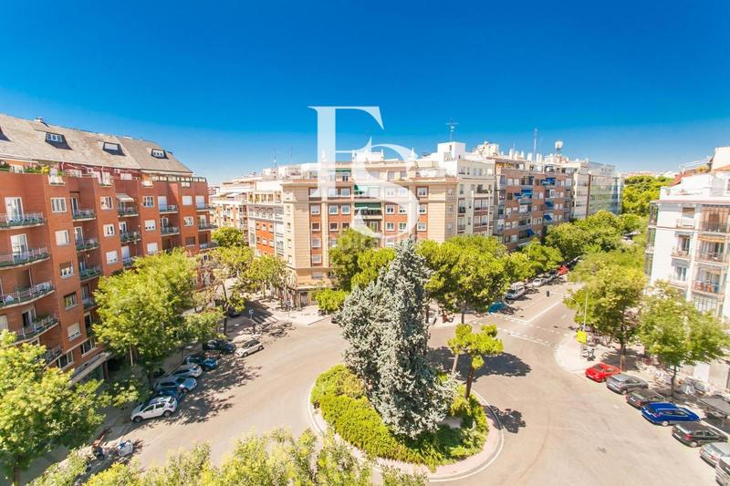 Foto 42832e50-7e68-41da-96fc-306d3421c771. Pis amb aparcament a Trafalgar Madrid